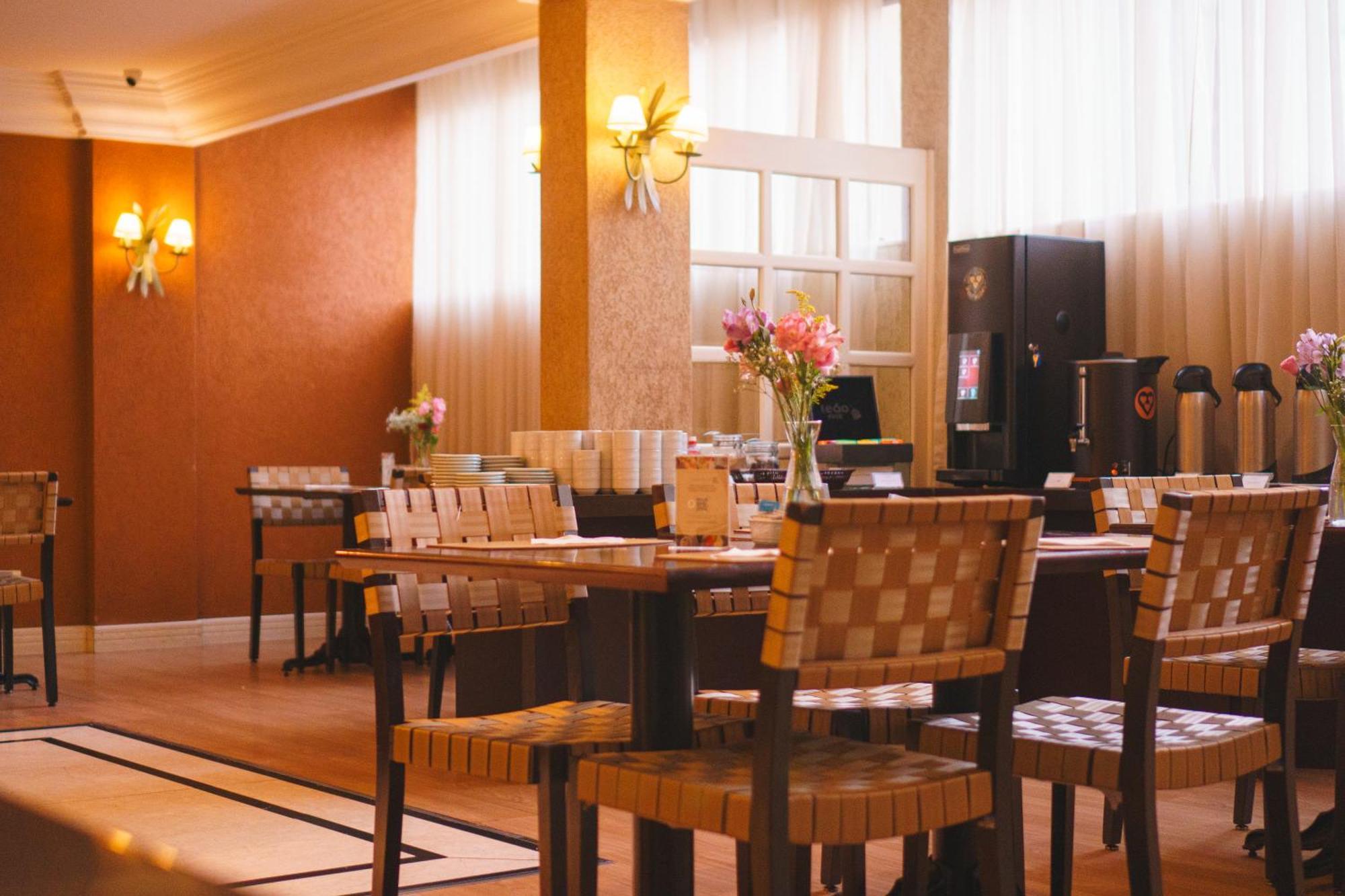 Hotel Mabu Curitiba Business Exterior foto